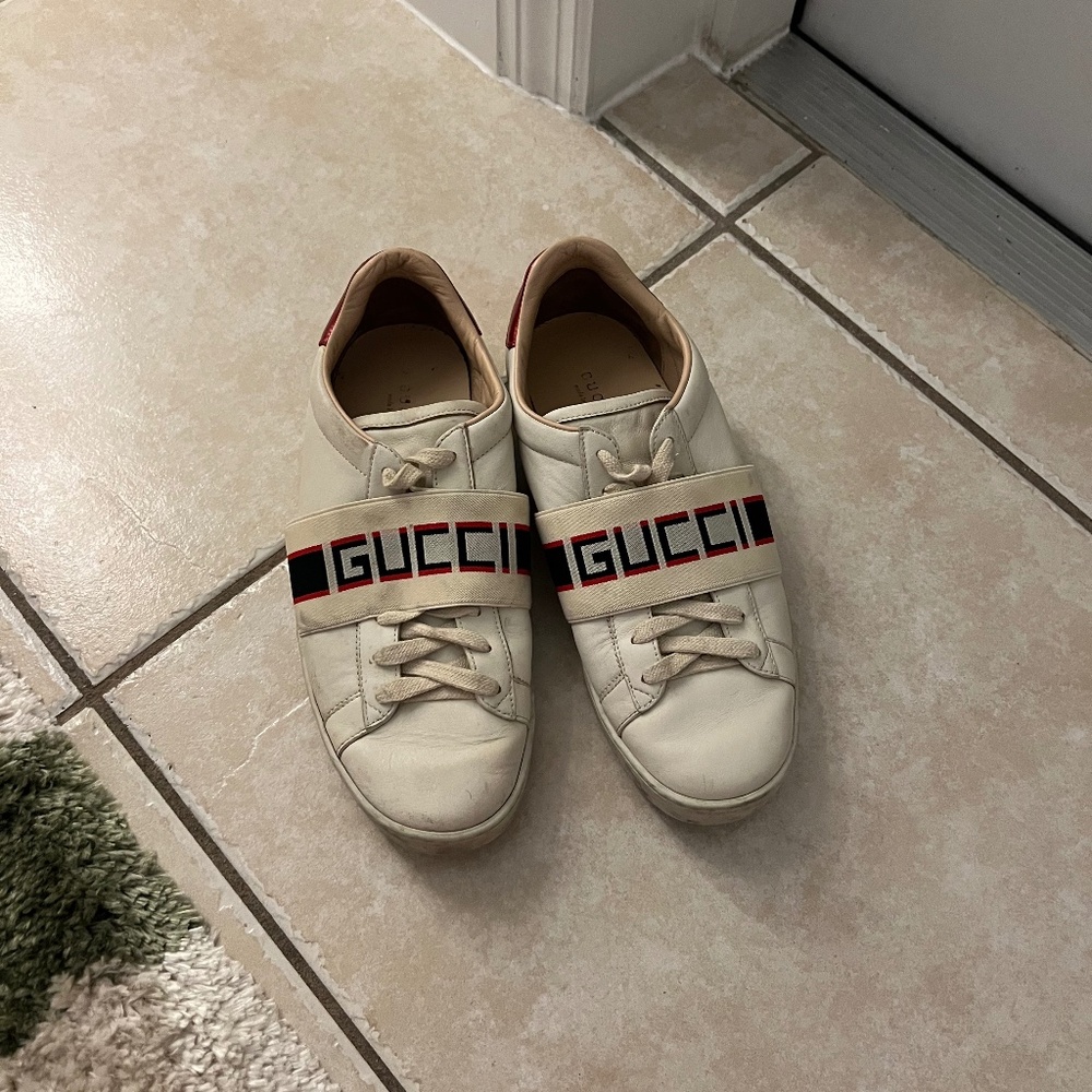 gucci sneakers